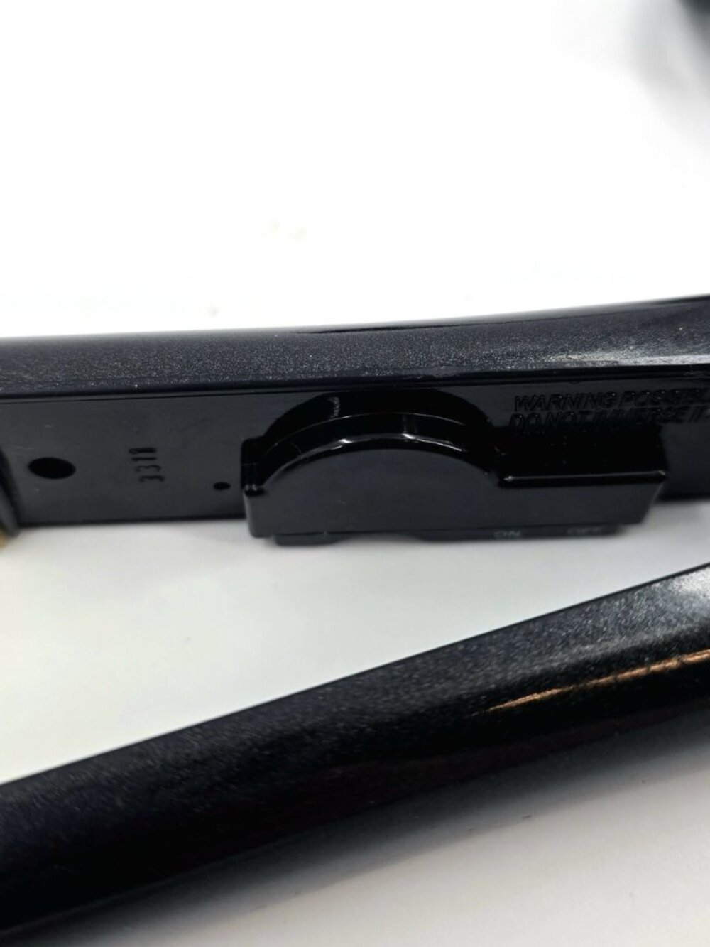 CHI Hair Straightener Flat Iron 1 Inch Gold Tourmaline Ceramic Plates CA1010 - Picture 8 of 10